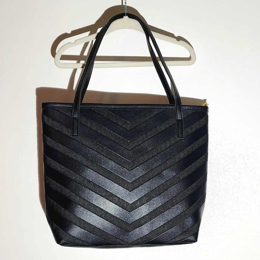 Small black purse